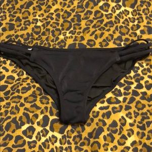 VS PINK BLACK BOTTOMS